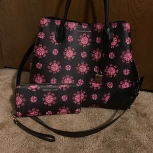 Michael Kors Purse and Wallet Set